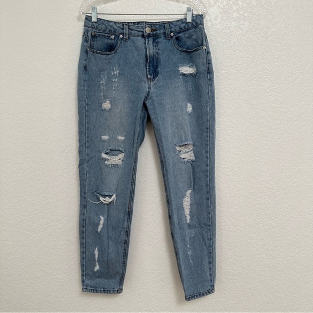 Mom‎ Ripped Jeans
